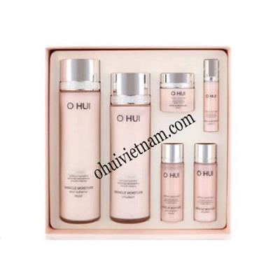 Set nước hoa hồng sữa dưỡng Ohui Miracle Moisture - cung cấp ẩm vượt trội